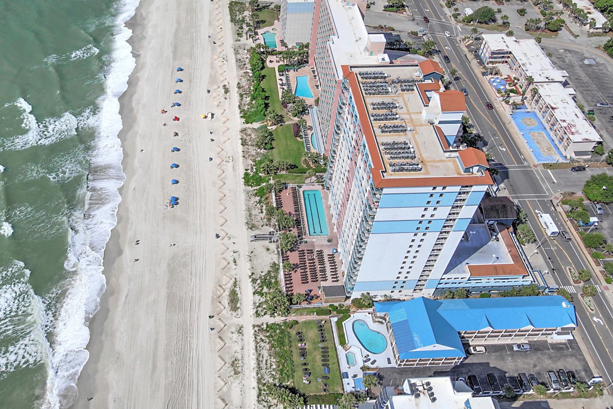 Oceanfront Myrtle Beach Hotel - Paradise Resort